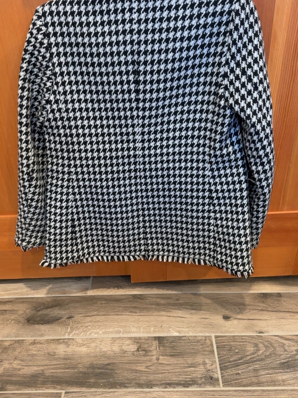 Express Black & White Houndstooth Fringe-Trim Blazer - Picture 2 of 2